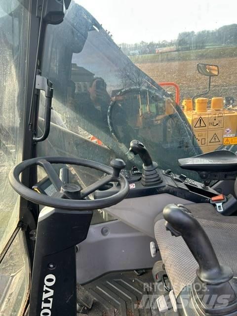 Volvo EW 220 E Mobilbagger