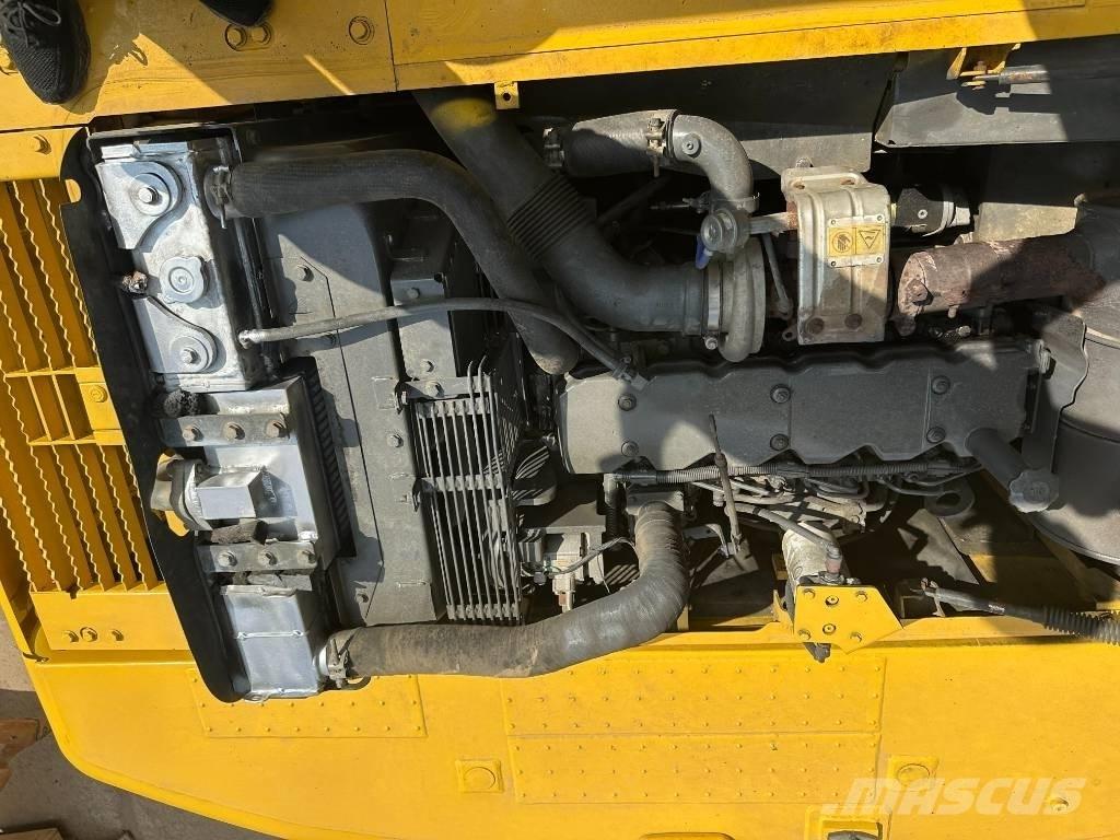 Komatsu PC220-8 Midibagger  7t - 12t