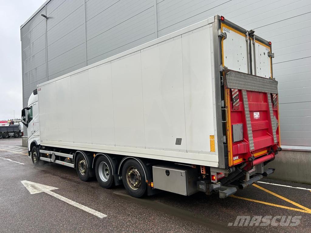 Volvo FH Kofferaufbau