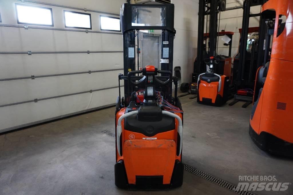 Toyota SPE120L Deichselstapler