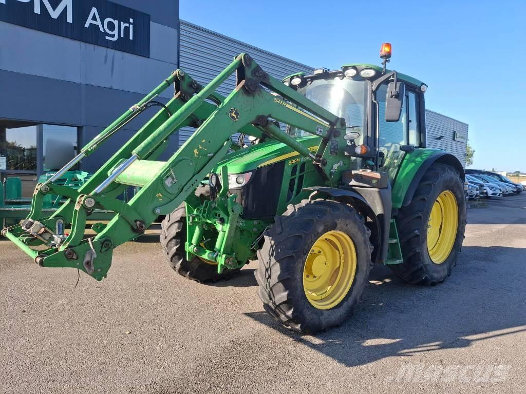 John Deere 6120 M Traktoren