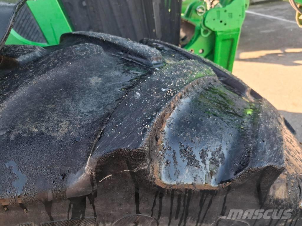 John Deere 6120 M Traktoren