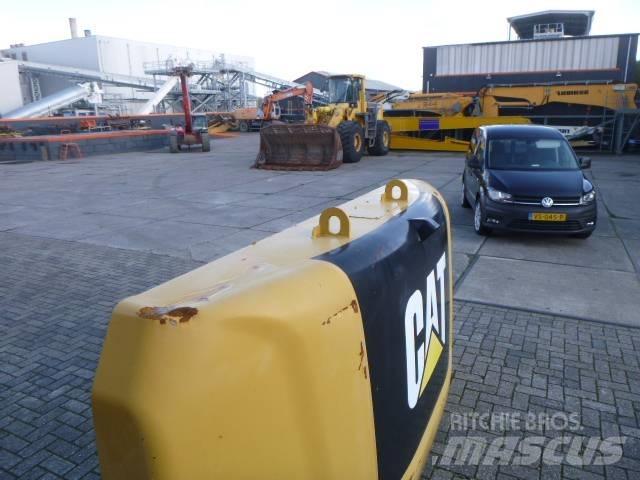 CAT 336 F L Chassis