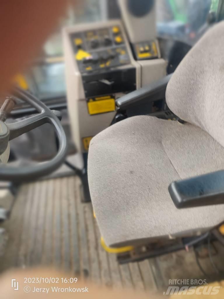 JCB 1135 4WS Traktoren