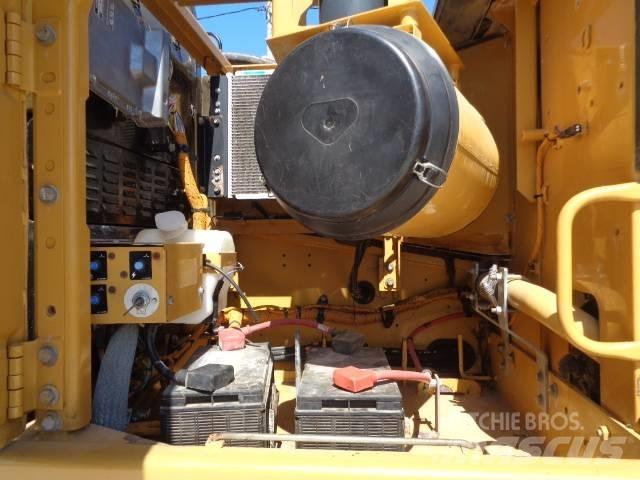 CAT 330 D L Raupenbagger