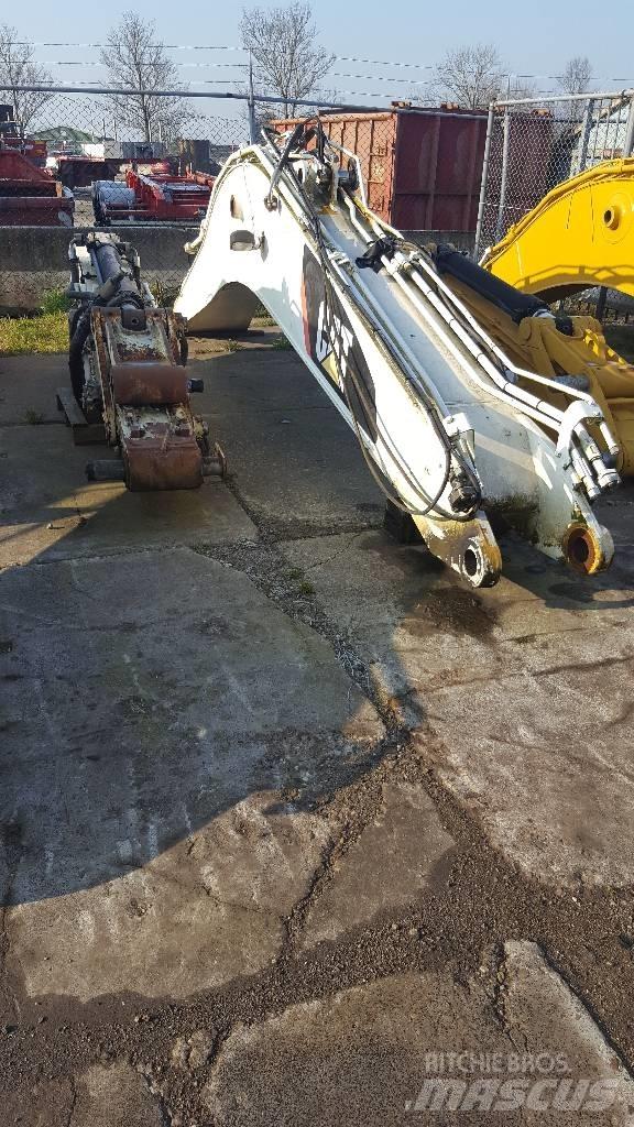 CAT 320D Arm Tieflöffel