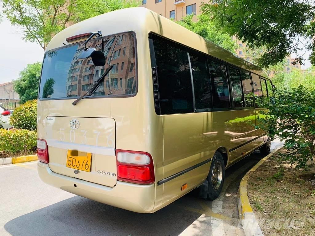 Toyota Coaster Bus Minibusse