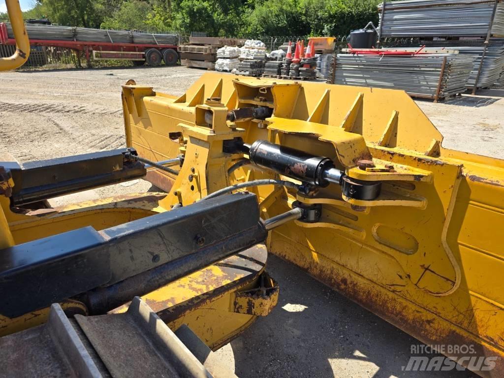 CAT D 6 N LGP Bulldozer