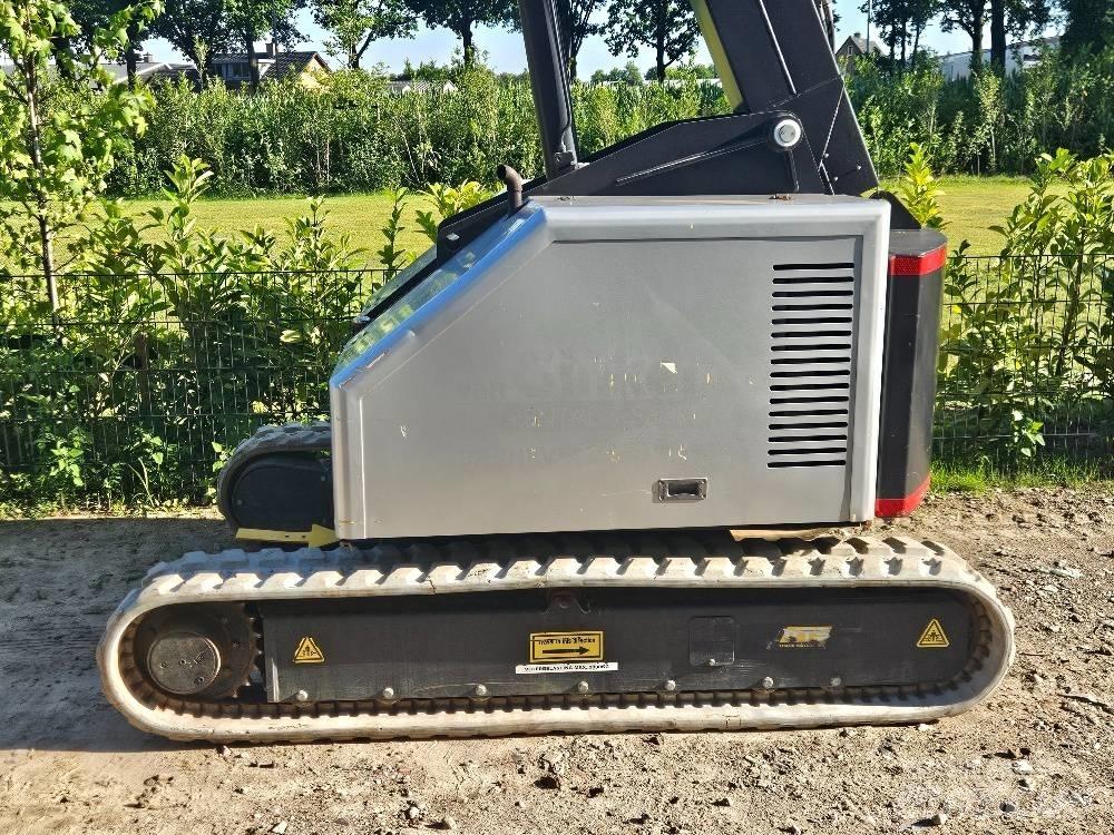 Custers Verda 12 Teleskopbühnen