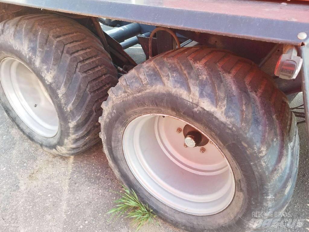 Kuhn VBP 2160 Rundballenpressen