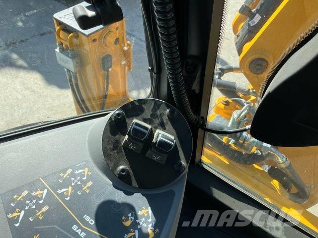 JCB 3CX Plus AEC Baggerlader