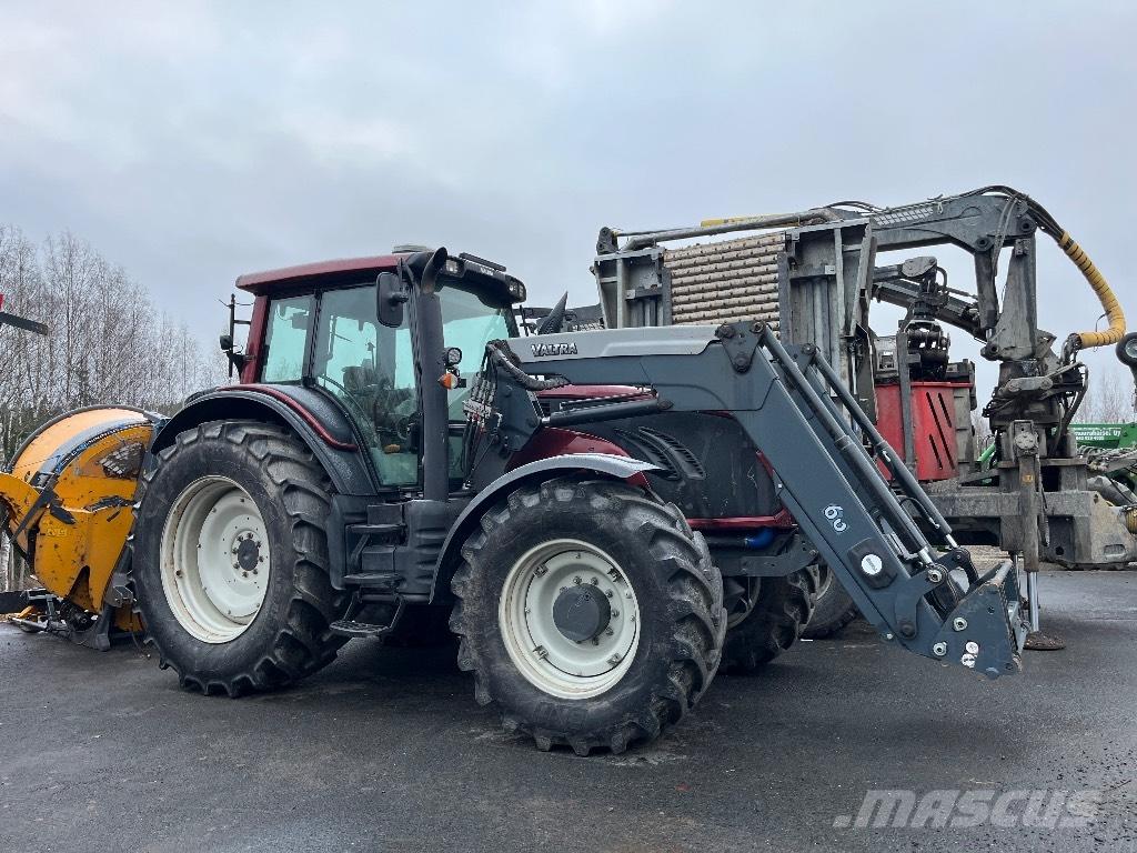 Valtra T 193 HT Traktoren
