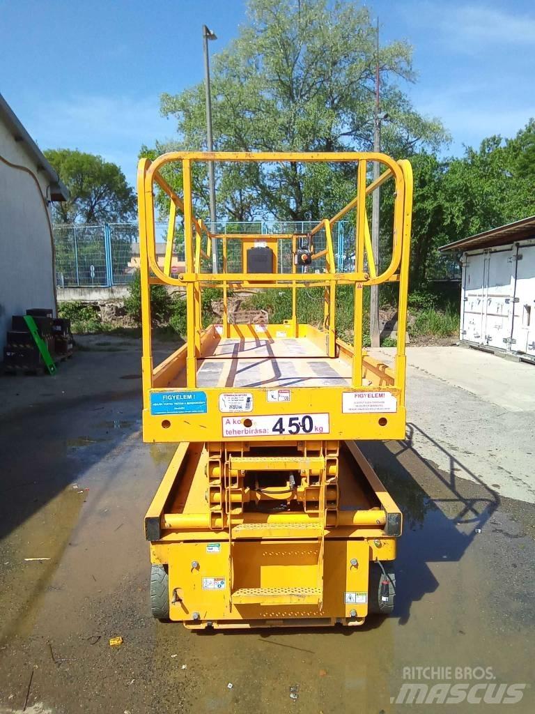 Haulotte Compact 10 Scheren-Arbeitsbühnen