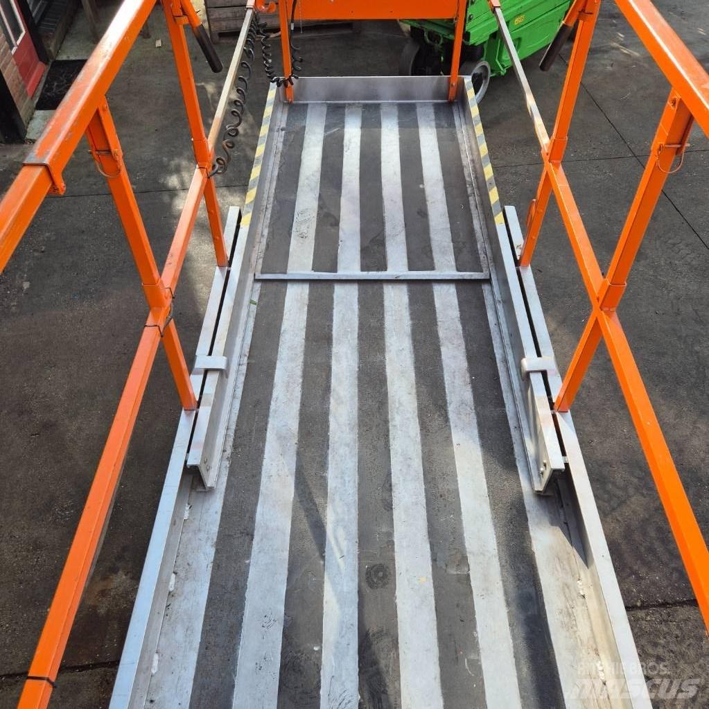 JLG 3246 ES Scheren-Arbeitsbühnen
