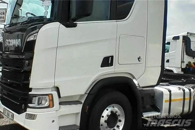 Scania R560 Andere Fahrzeuge