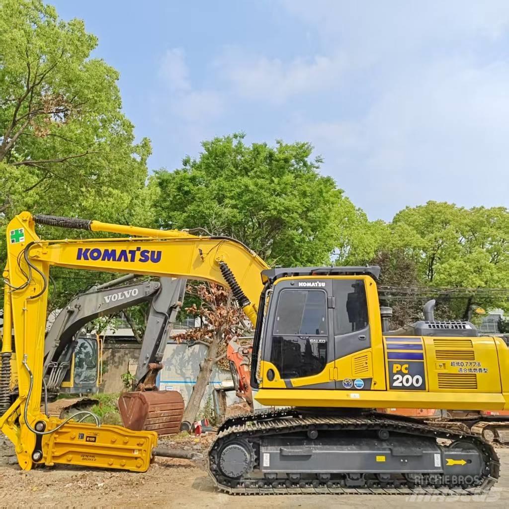 Komatsu PC 200-8 Raupenbagger