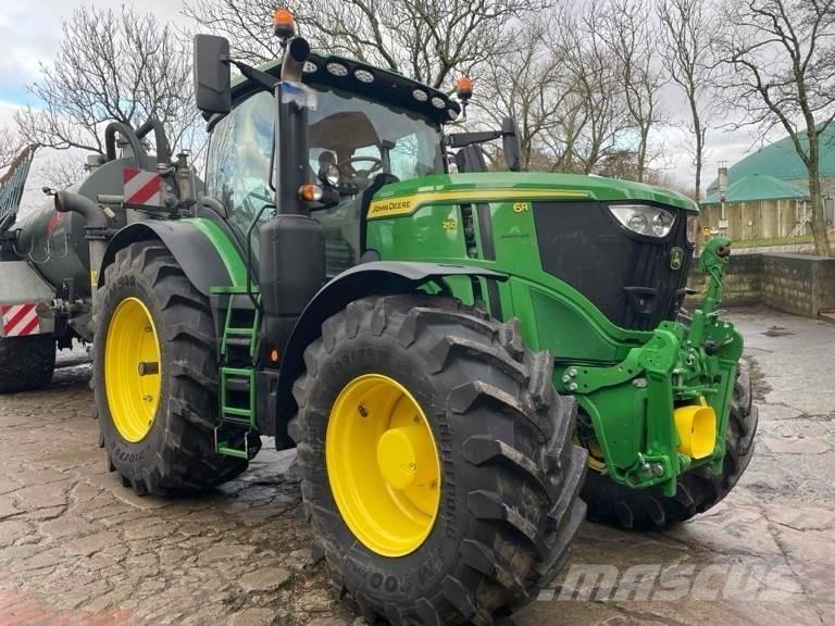 John Deere 6R 250 Traktoren