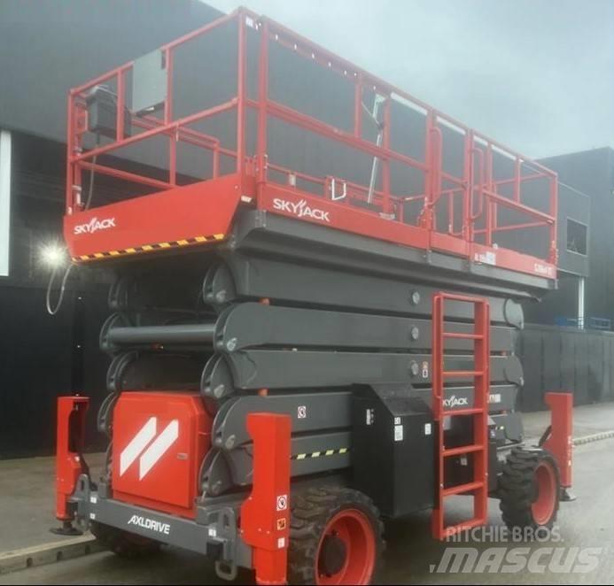 SkyJack SJ9664RT Scheren-Arbeitsbühnen