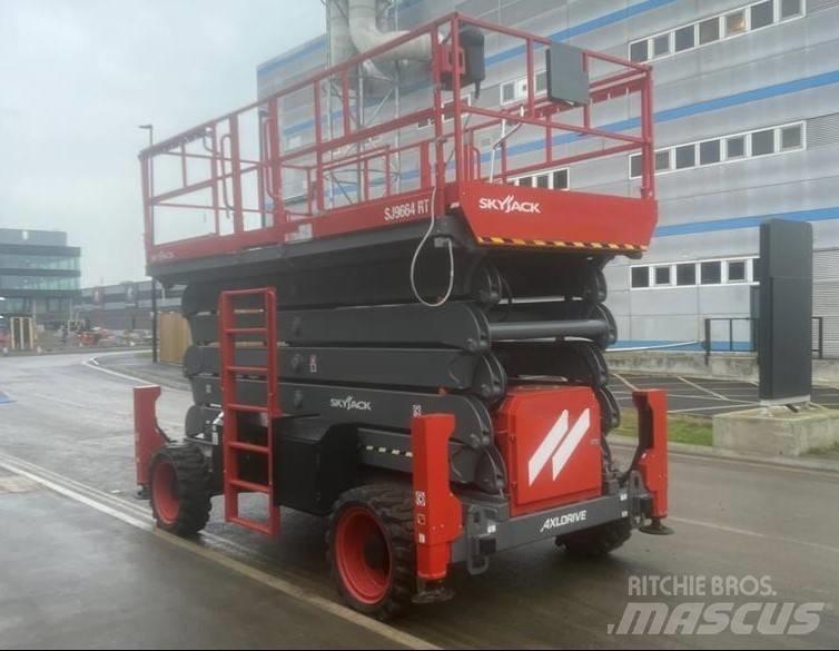 SkyJack SJ9664RT Scheren-Arbeitsbühnen
