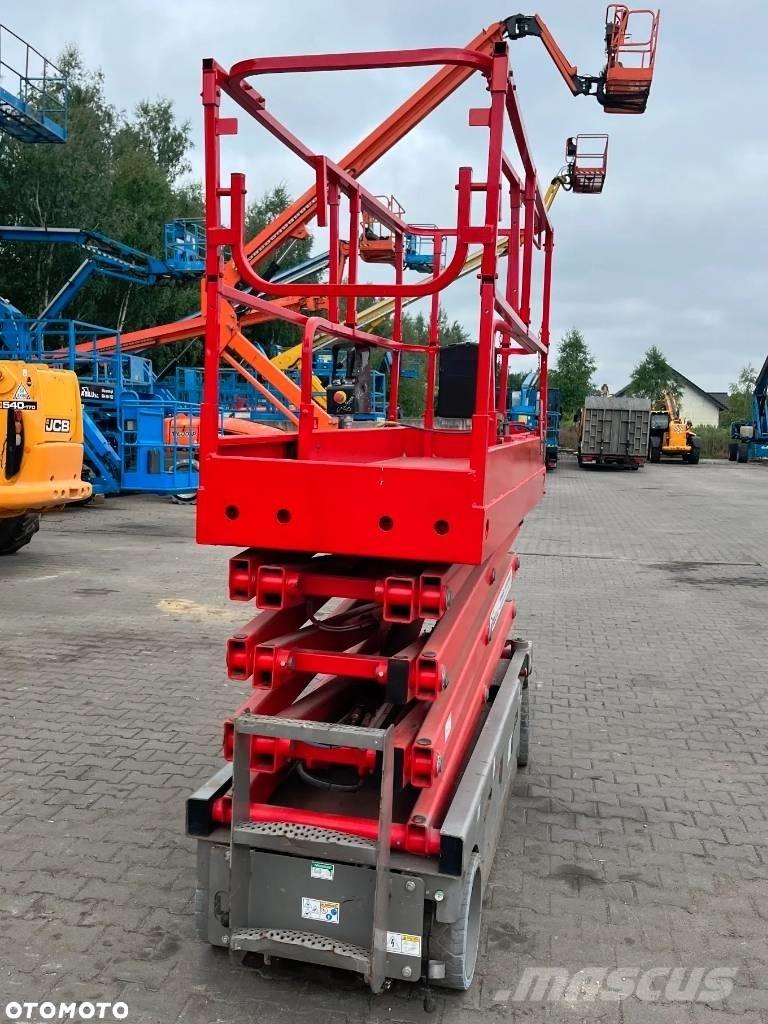 Haulotte Compact 10 Scheren-Arbeitsbühnen