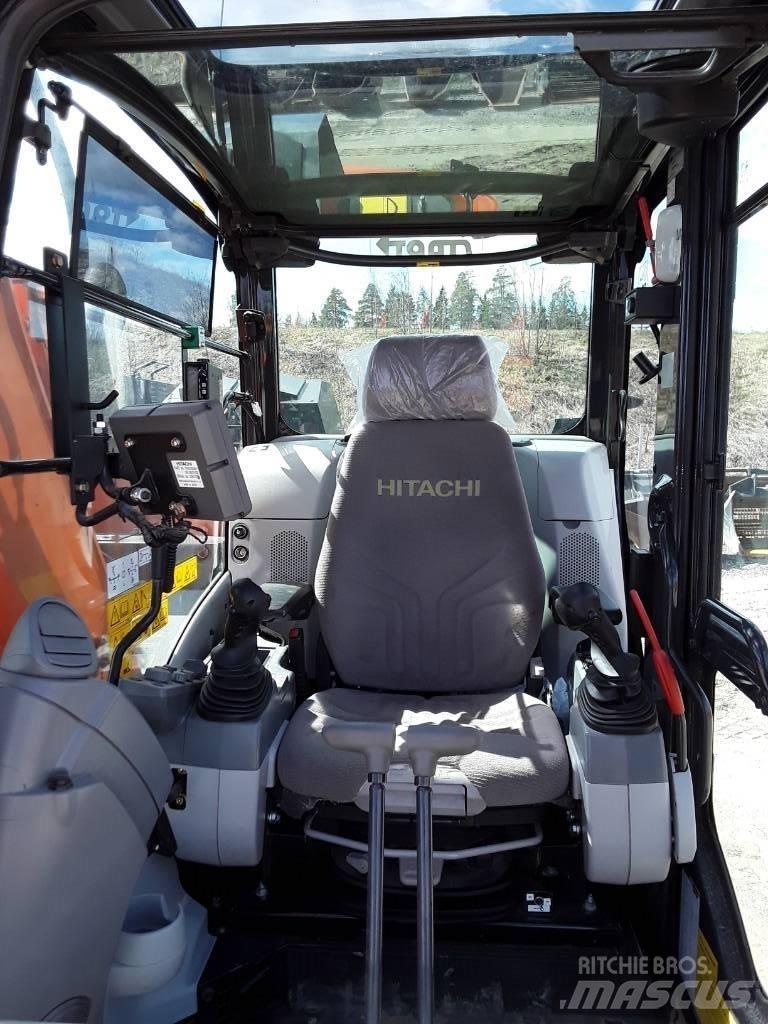 Hitachi ZX135US-6 Raupenbagger