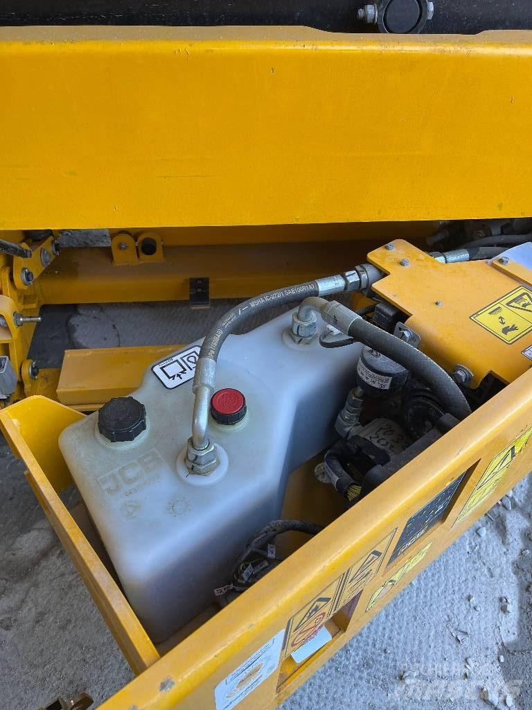 JCB S 2032 E Scheren-Arbeitsbühnen