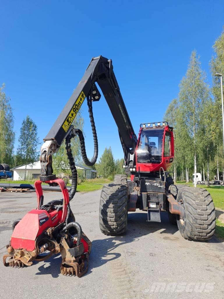 Komatsu 951 Harvester