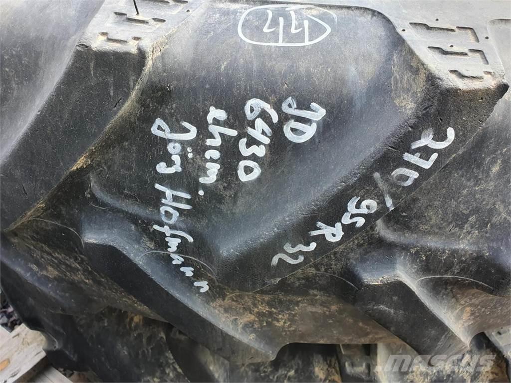 BKT 270/95R32 x2 Reifen