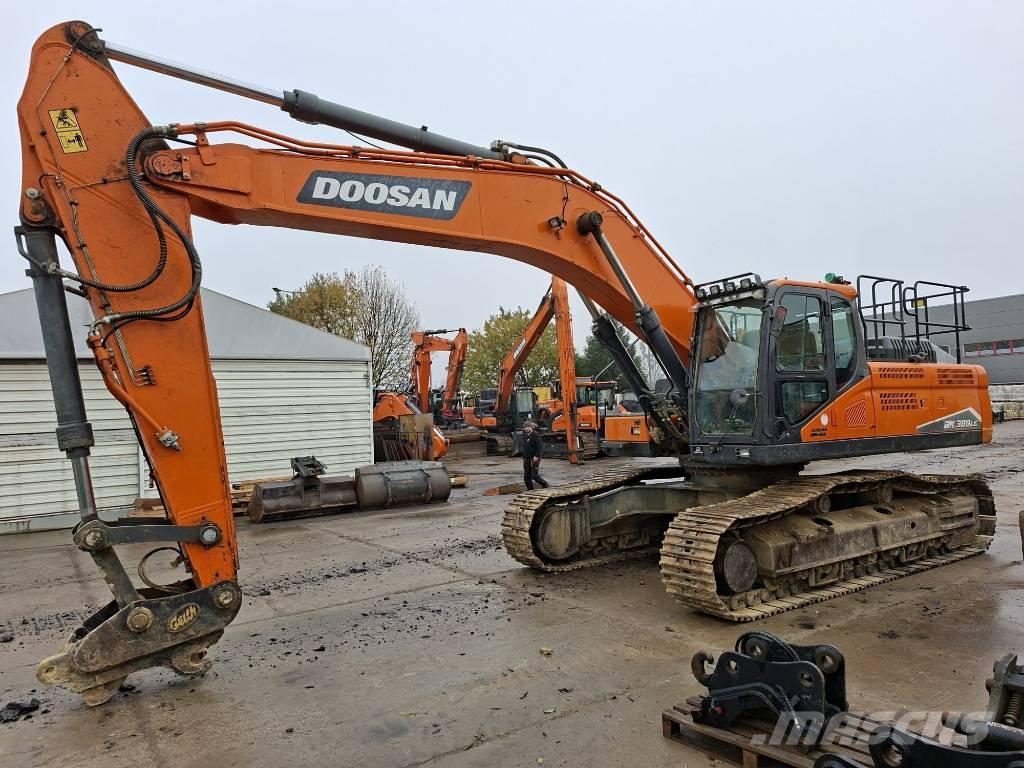 Doosan DX380LC-7 Raupenbagger