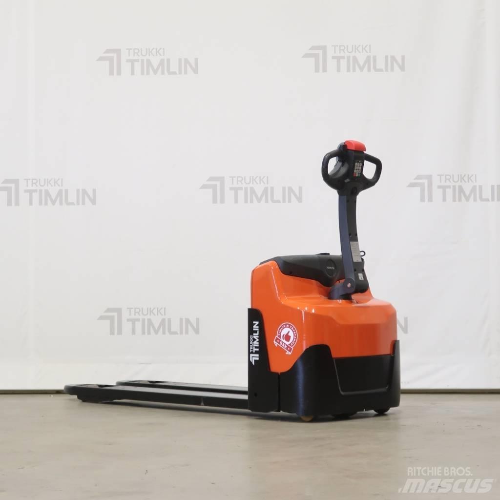 Toyota LWI160 Niedergabelstapler