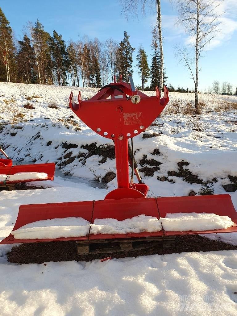Vama 300 JH 1 Schneeschilde und -pflüge