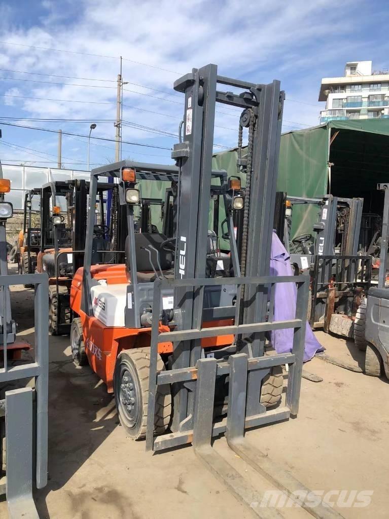 Heli FD 30 Diesel heftrucks