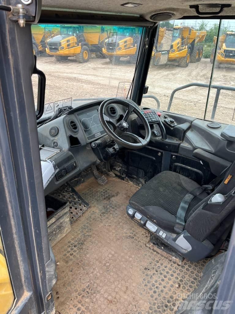 Bell B45E Dumper - Knickgelenk