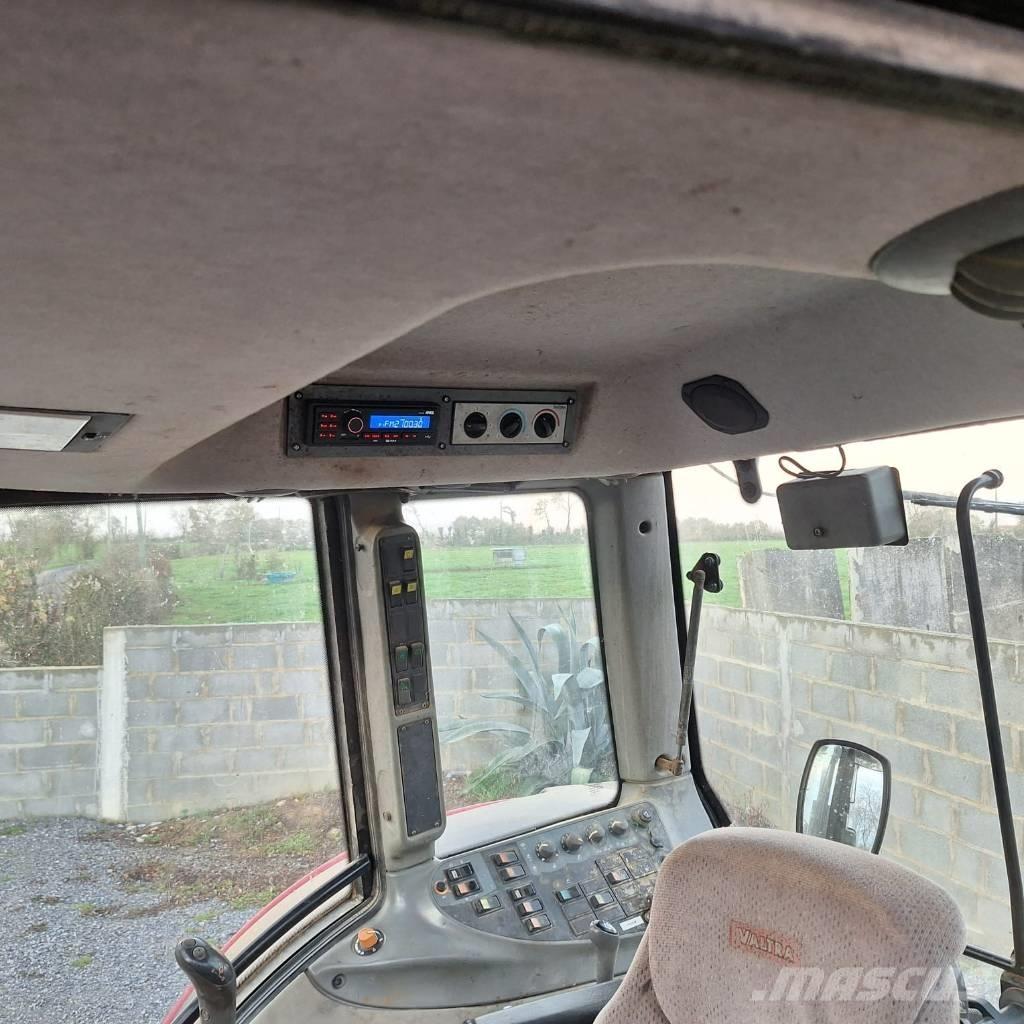 Valtra N 111 E Traktoren