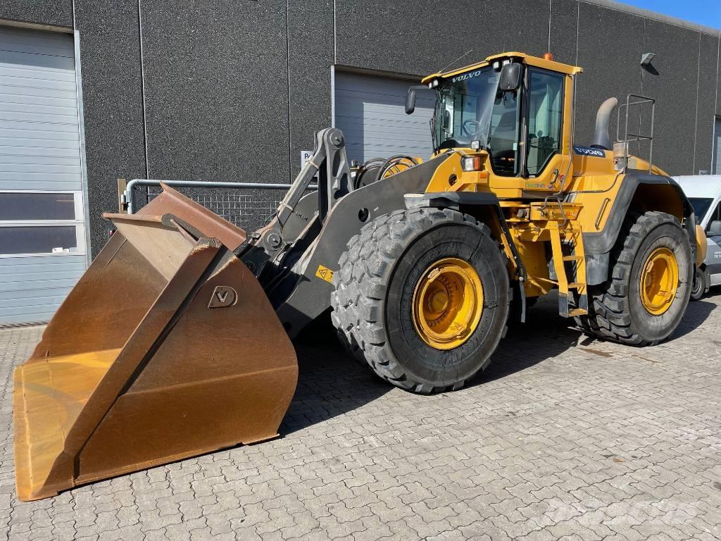 Volvo L220G Radlader