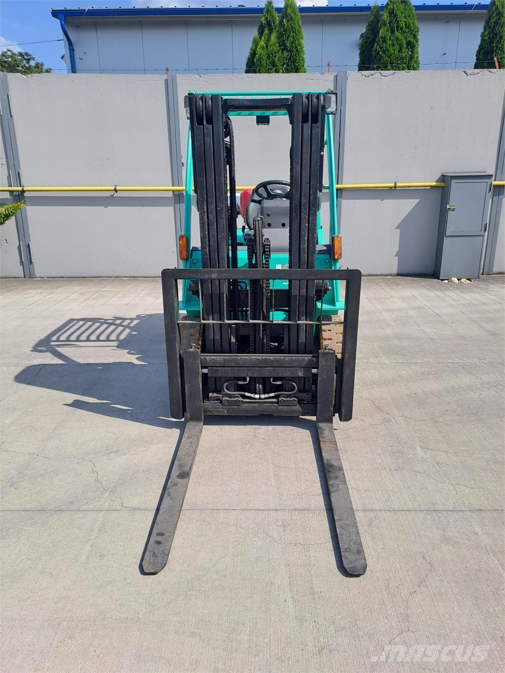 Mitsubishi FG25N LPG heftrucks