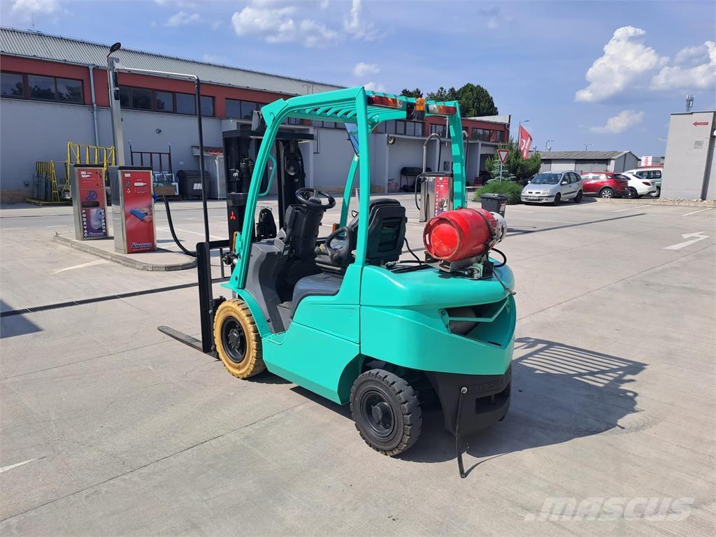 Mitsubishi FG25N LPG heftrucks