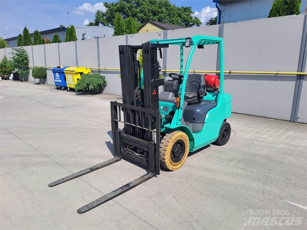 Mitsubishi FG25N LPG heftrucks