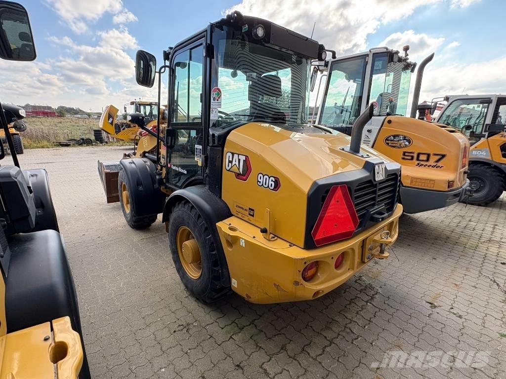 CAT 906 Radlader