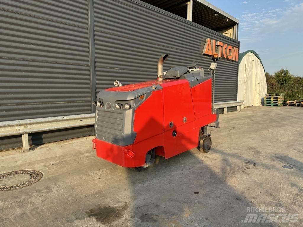 Wirtgen W 35 RI Asphaltfräsen