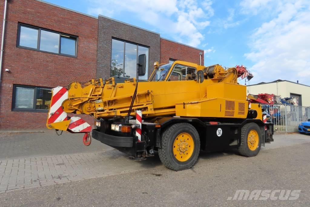 Kobelco RK 70 M2 Ruwterrein kranen