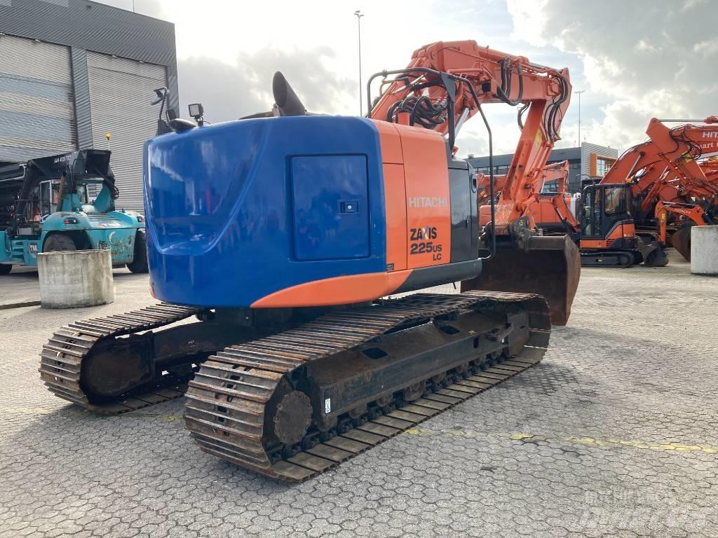 Hitachi ZX225USLC-5B Raupenbagger