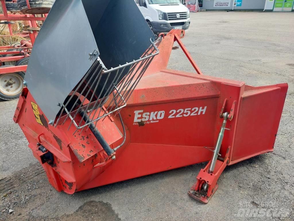 Esko 2252 H Schneefräse