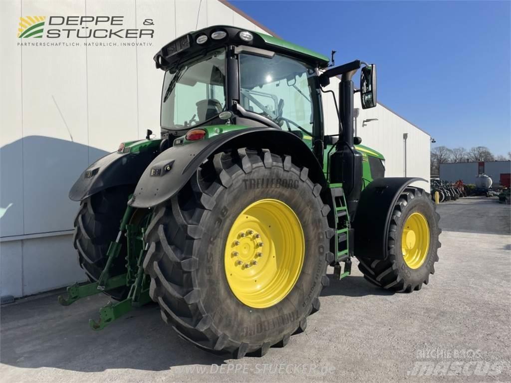 John Deere 6250R Traktoren