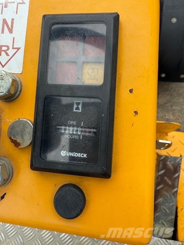 Knikmops KM 100 Minilader
