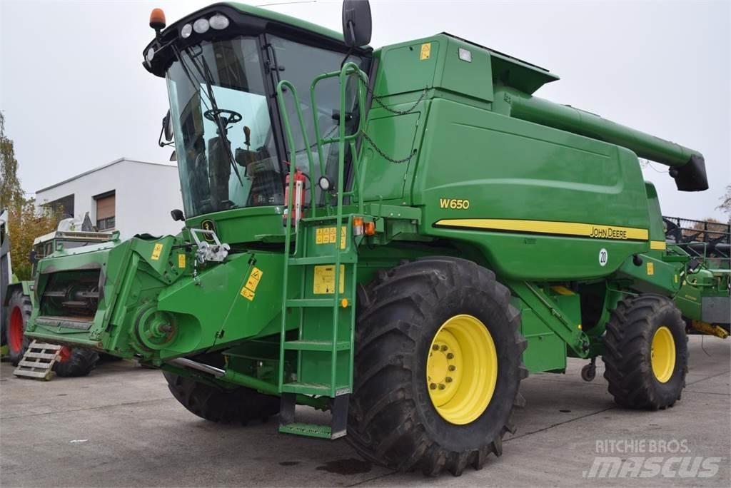 John Deere W 650 Mähdrescher