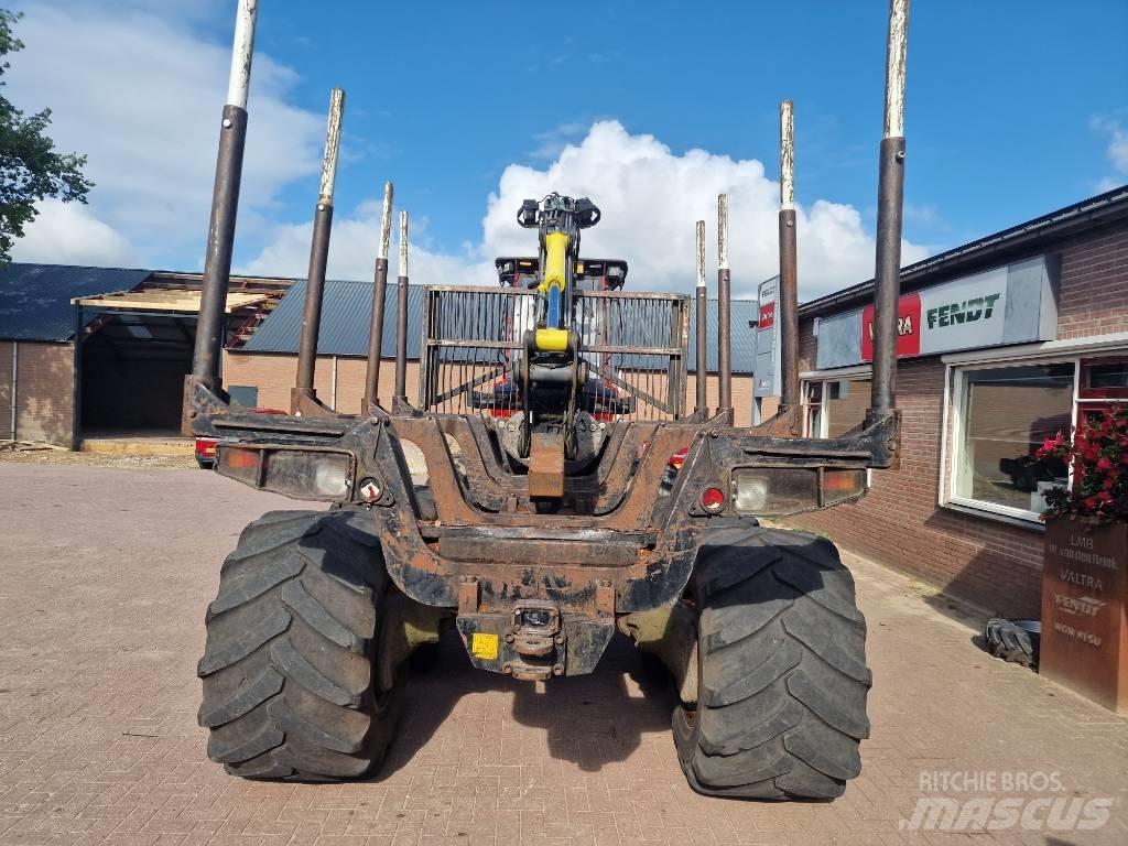 Komatsu 855 Forwarder