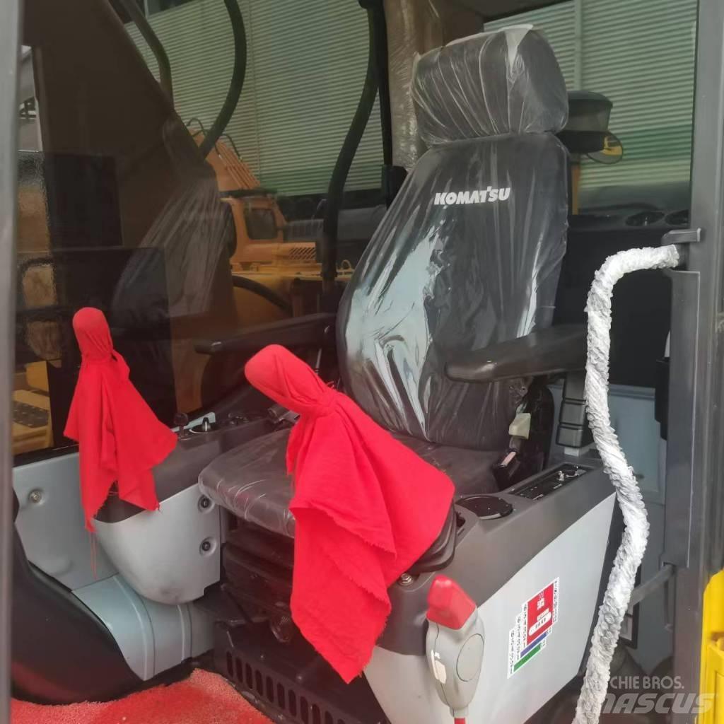 Komatsu 220-8 Minibagger < 7t