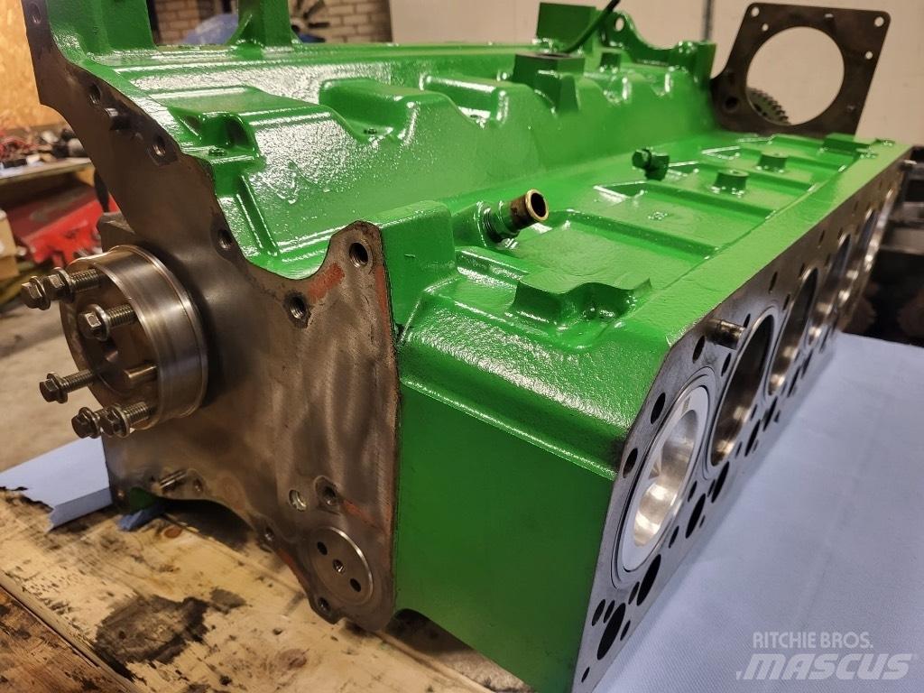 John Deere 6068 Traktoren