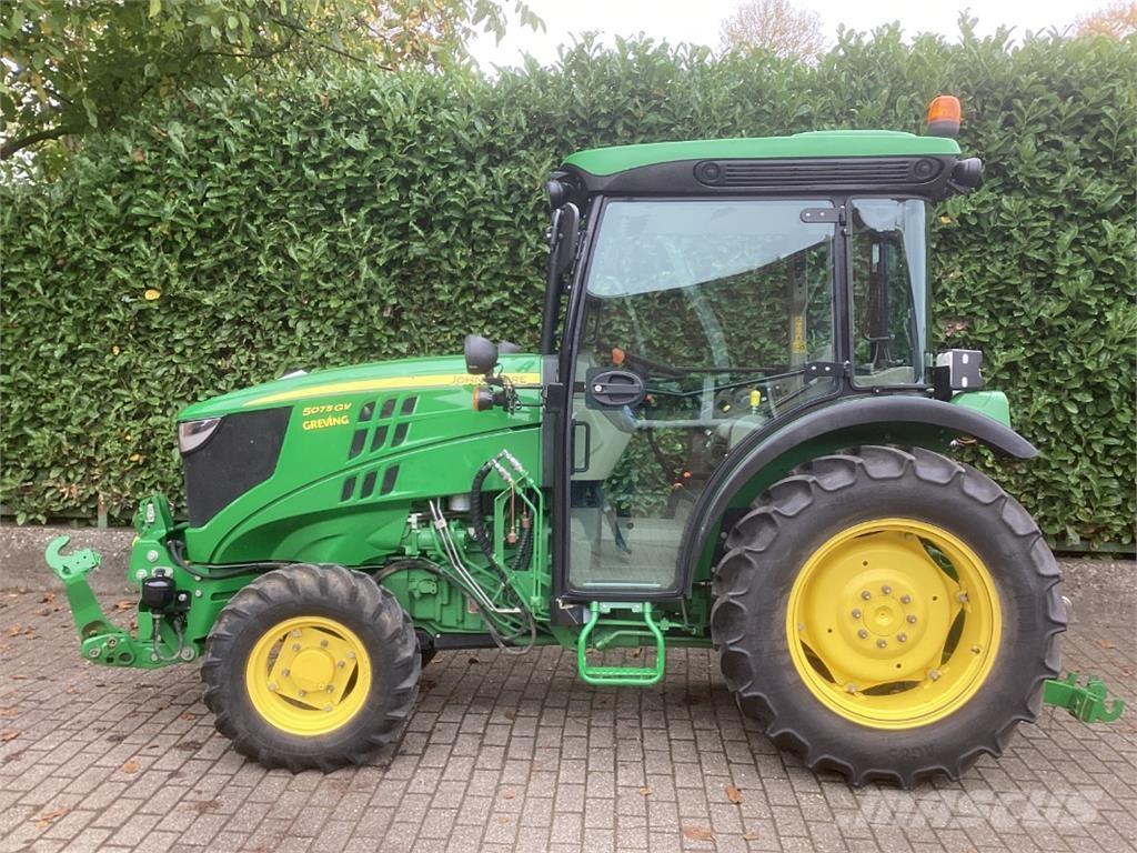 John Deere 5075GV Traktoren